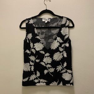 St. John Collection Marie Gray Floral Tank Top Sz6